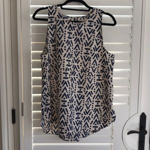 Sleeveless top with tribal pattern